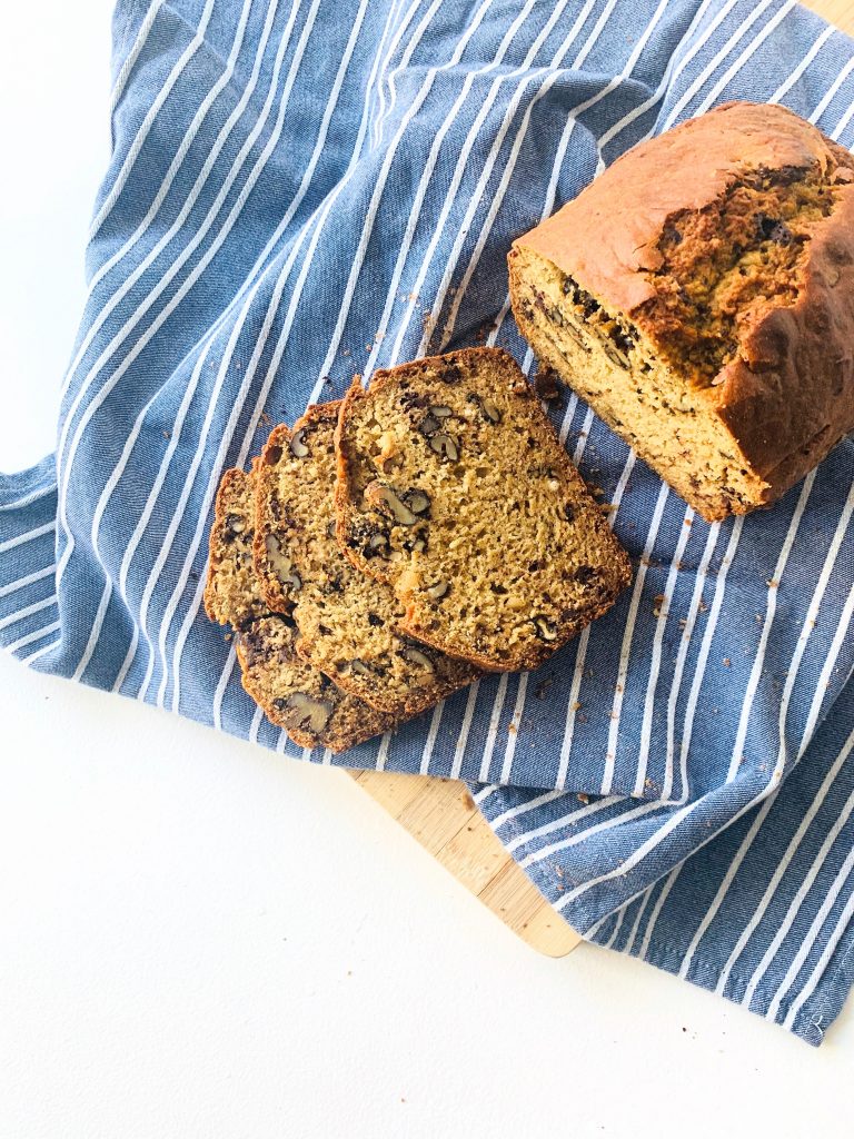 Vegan banana bread with walnuts and dark chocolate